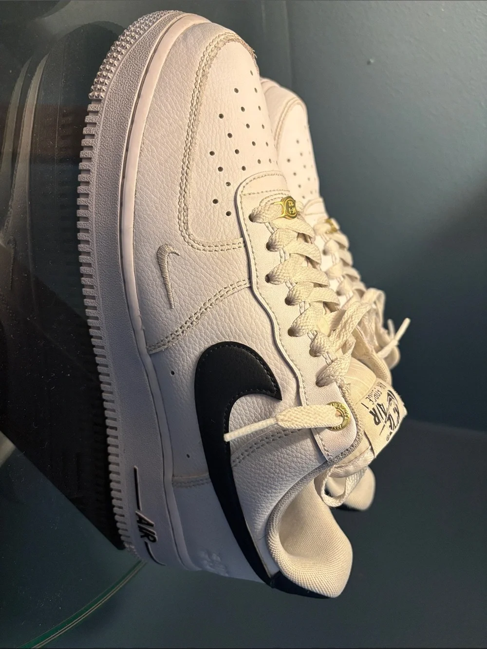 Nike Men’s ' Air Force 1 Low White Casual Sneakers